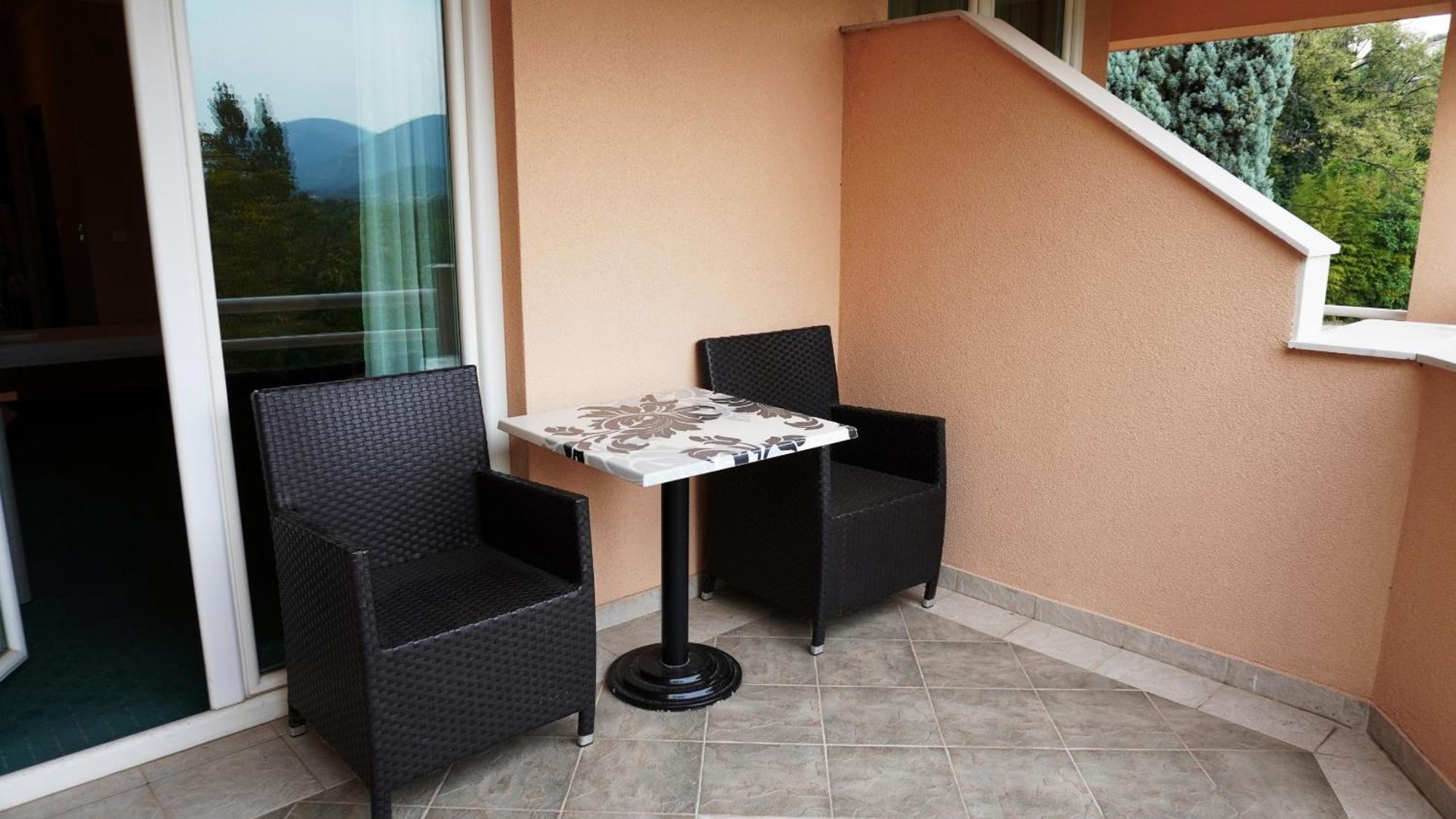 Hotel Vila Ivankovic Buna Habitación foto
